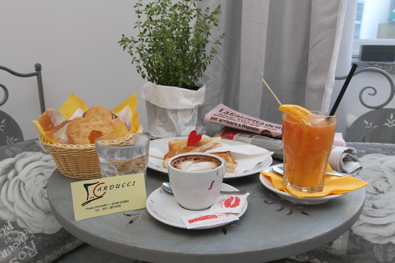 コモ Carducci Bed & Breakfast エクステリア 写真